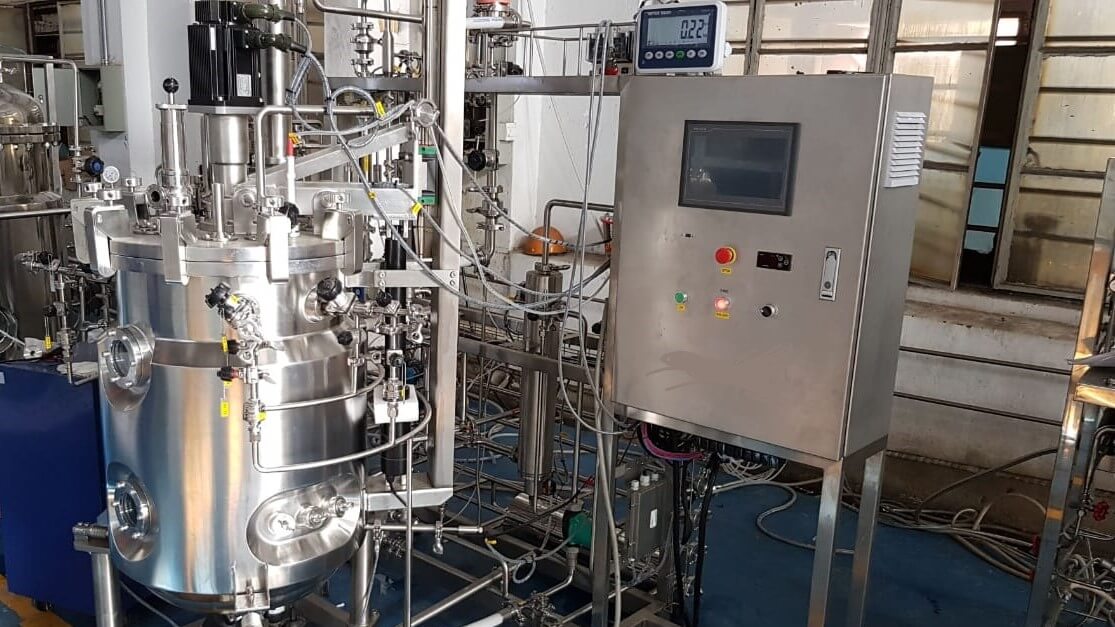 Bioreactor for cell cultures